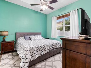 3712 NE 16th St, Homestead FL 33033