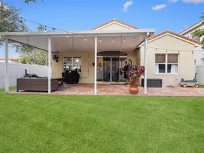 3712 NE 16th St, Homestead FL 33033