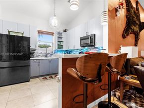 3712 NE 16th St, Homestead FL 33033