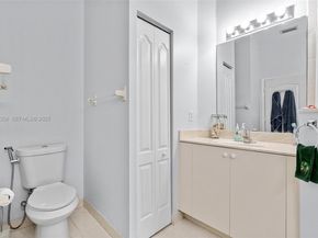 3712 NE 16th St, Homestead FL 33033