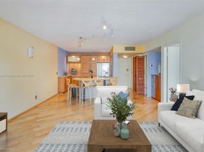 1901 S Ocean Dr 303, Hollywood FL 33019