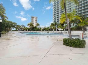 100 Bayview Dr 2014, Sunny Isles Beach FL 33160