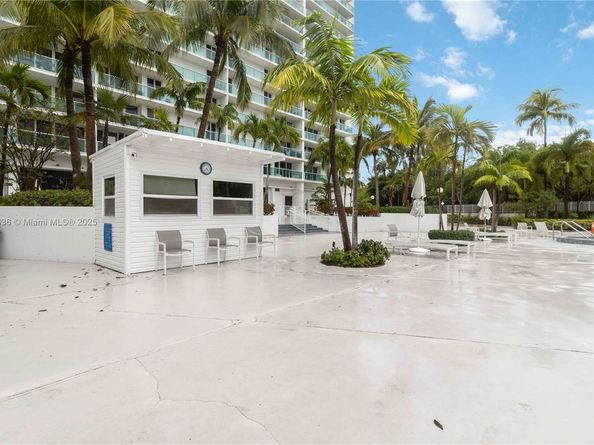100 Bayview Dr 2014, Sunny Isles Beach FL 33160