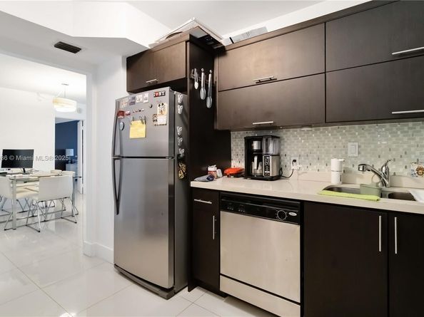 100 Bayview Dr 2014, Sunny Isles Beach FL 33160