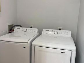 4690 S Fountains Dr S, Lake Worth FL 33467