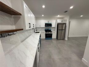 5711 SW 92nd Ave, Miami FL 33173