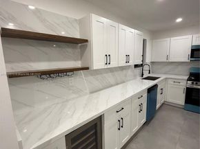 5711 SW 92nd Ave, Miami FL 33173
