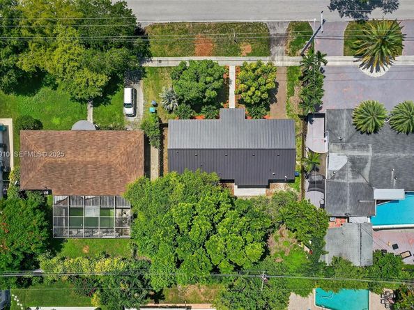 5711 SW 92nd Ave, Miami FL 33173