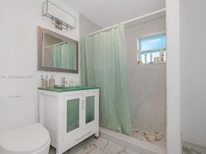 1683 NE 168th St, North Miami Beach FL 33162