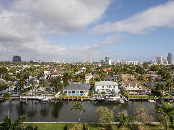 3600 Yacht Club Dr 902, Aventura FL 33180