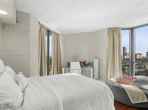 3600 Yacht Club Dr 902, Aventura FL 33180