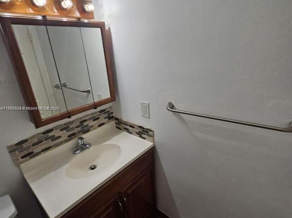 1830 Cleveland St 3, Hollywood FL 33020