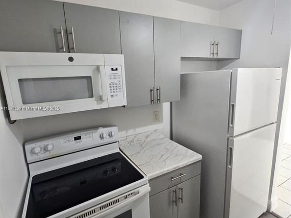 1830 Cleveland St 3, Hollywood FL 33020