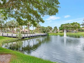 5901 Camino Del Sol 207, Boca Raton FL 33433