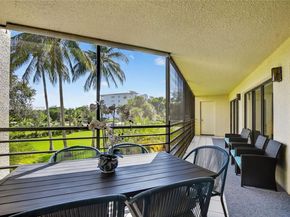 5901 Camino Del Sol 207, Boca Raton FL 33433