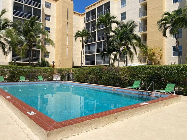 2935 NE 163rd St 5K, North Miami Beach FL 33160