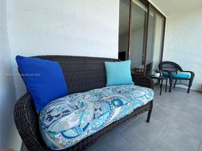 2935 NE 163rd St 5K, North Miami Beach FL 33160