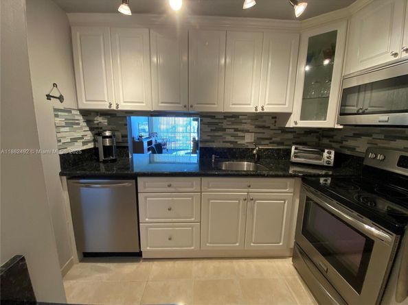 2935 NE 163rd St 5K, North Miami Beach FL 33160