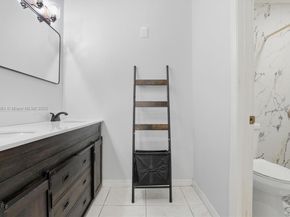 6726 NW 188th Ter, Hialeah FL 33015
