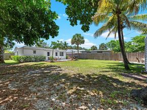 1480 SW 26th Ave, Fort Lauderdale FL 33312