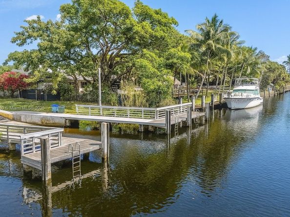 1480 SW 26th Ave, Fort Lauderdale FL 33312