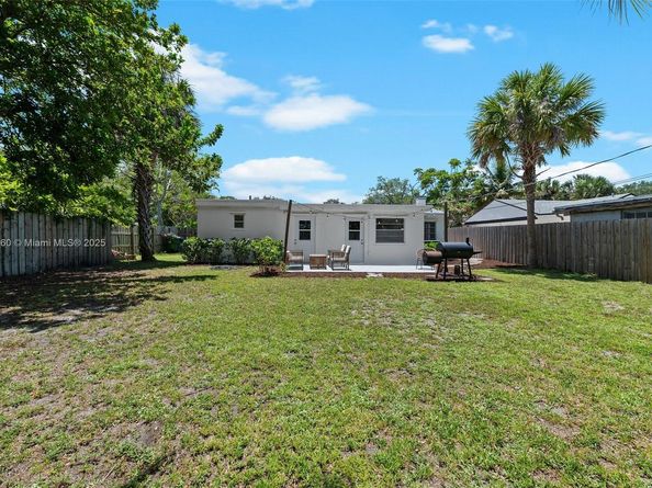 1480 SW 26th Ave, Fort Lauderdale FL 33312