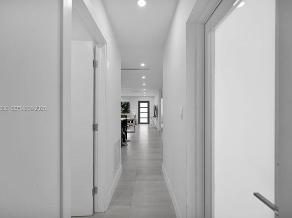 1546 Van Buren St, Hollywood FL 33020