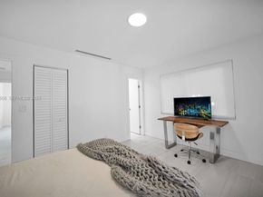 1546 Van Buren St, Hollywood FL 33020