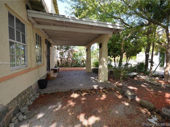6322 NE 5th Ave, Miami FL 33138