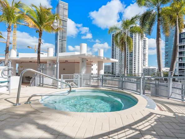 350 NE 24th St 714, Miami FL 33137