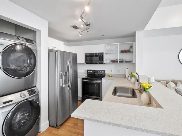 350 NE 24th St 714, Miami FL 33137