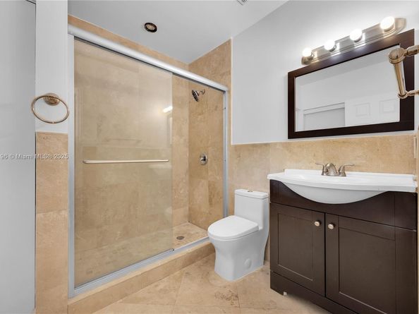 6086 SW 20th St, Miami FL 33155