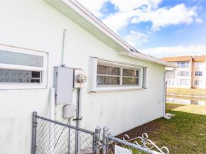 9161 NW 26th Pl, Sunrise FL 33322