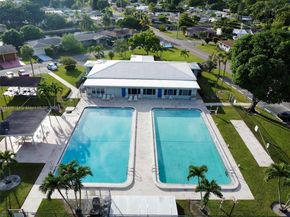 6013 NW 68th Ave, Tamarac FL 33321