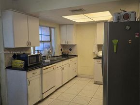 6013 NW 68th Ave, Tamarac FL 33321