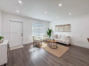 1319 NW 40th St, Miami FL 33142