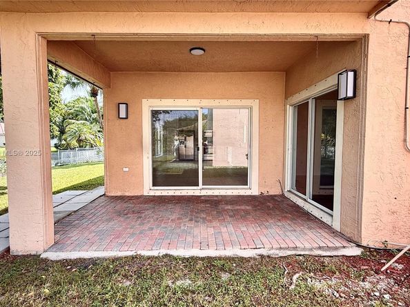 13843 SW 31st St, Miramar FL 33027