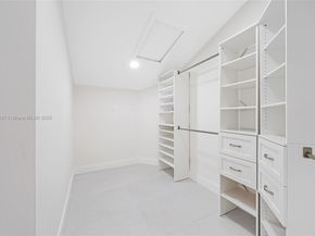 15658 SW 16th St, Pembroke Pines FL 33027