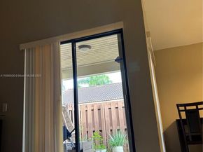 6547 NW 170th Ter, Hialeah FL 33015