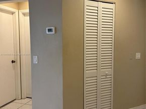 6547 NW 170th Ter, Hialeah FL 33015