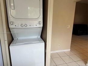 6547 NW 170th Ter, Hialeah FL 33015