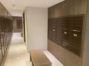 650 NE 32nd St 802, Miami FL 33137