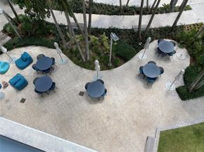 650 NE 32nd St 802, Miami FL 33137