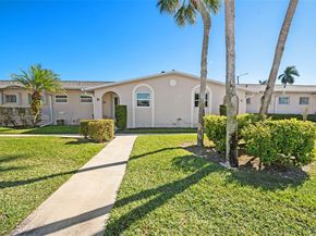 2772 Dudley Dr E D, West Palm Beach FL 33415