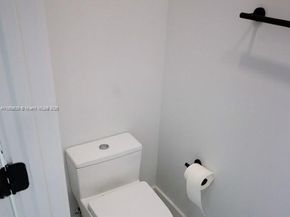 4311 NW 32nd Ave, Miami FL 33142