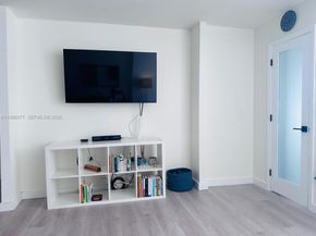 6450 Collins Ave 903, Miami Beach FL 33141