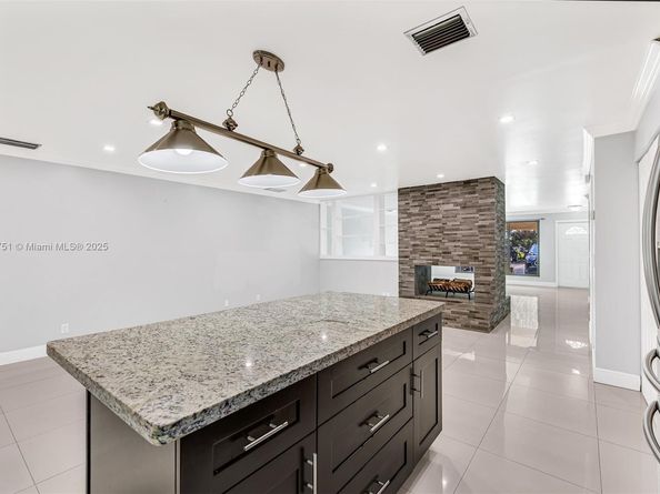 4299 Coral Springs Dr 3A, Coral Springs FL 33065