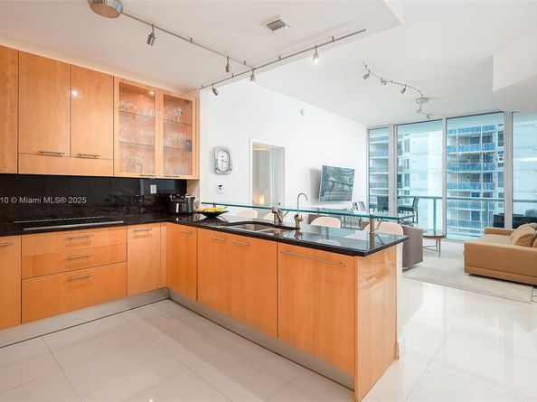 6799 Collins Ave 510, Miami Beach FL 33141