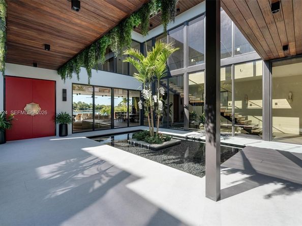 857 N Shore Dr, Miami Beach FL 33141