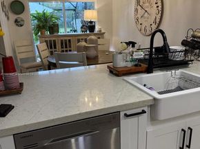 3842 Alcantara Ave 71D, Doral FL 33178